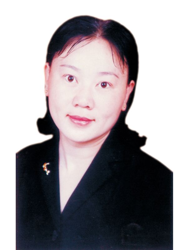 剧团顾问 杨晓青